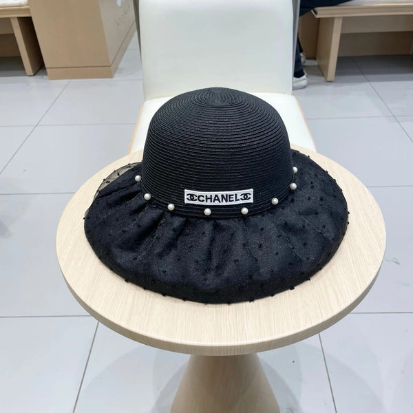 CAPPELLO A TESA LARGA IN PAGLIA NERA 673034