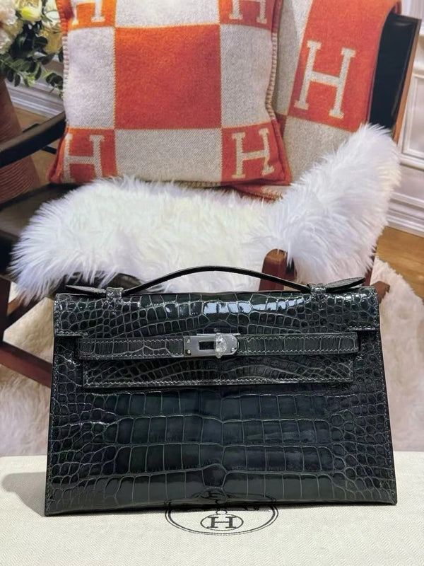 HM KELLY MINI 22 IN BLACK AMERICAN ALLIGATOR SILVER BUCKLE