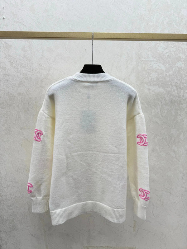 PULL RAS DU COU MANCHES LONGUES CHANEL 25S 526