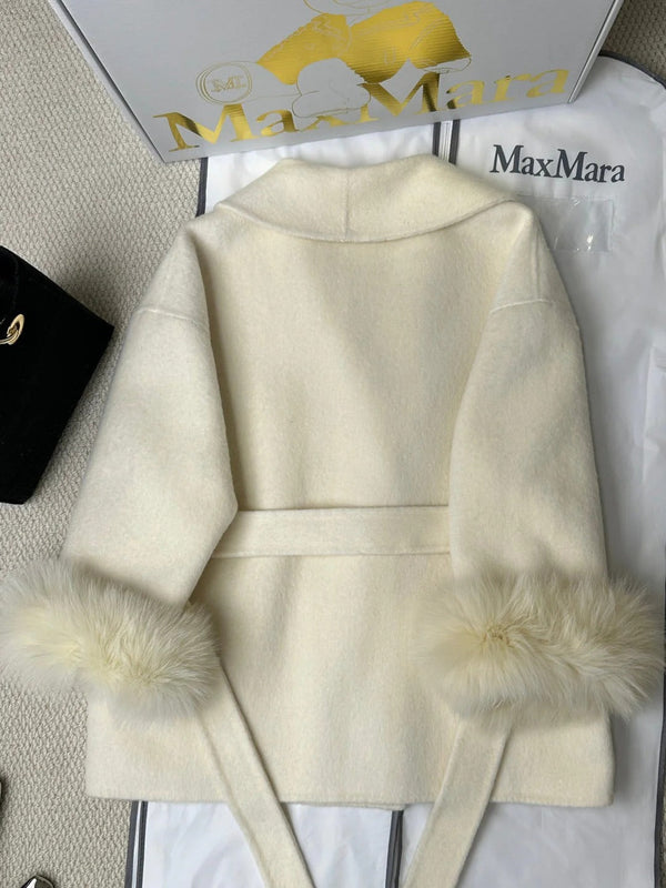 MANTEAU EN CACHEMIRE MAX MARA 25S AVEC BORDURE EN FOURRURE DE RENARD 235