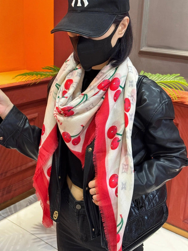 LV SCARF 140 CM IN CASHMERE 721491