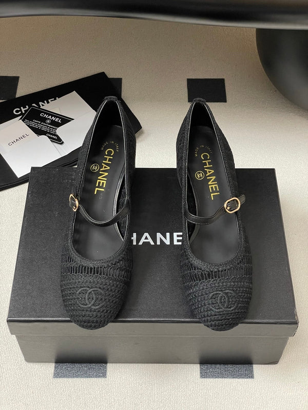 BALLERINES HAUTES MARY JANE 50 MM EN RAFIA NOIR