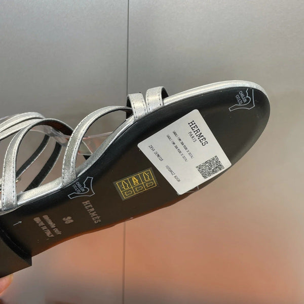 HM 26ss Kelly Sliver Buckle Sandals Sliver Calfskin 607163