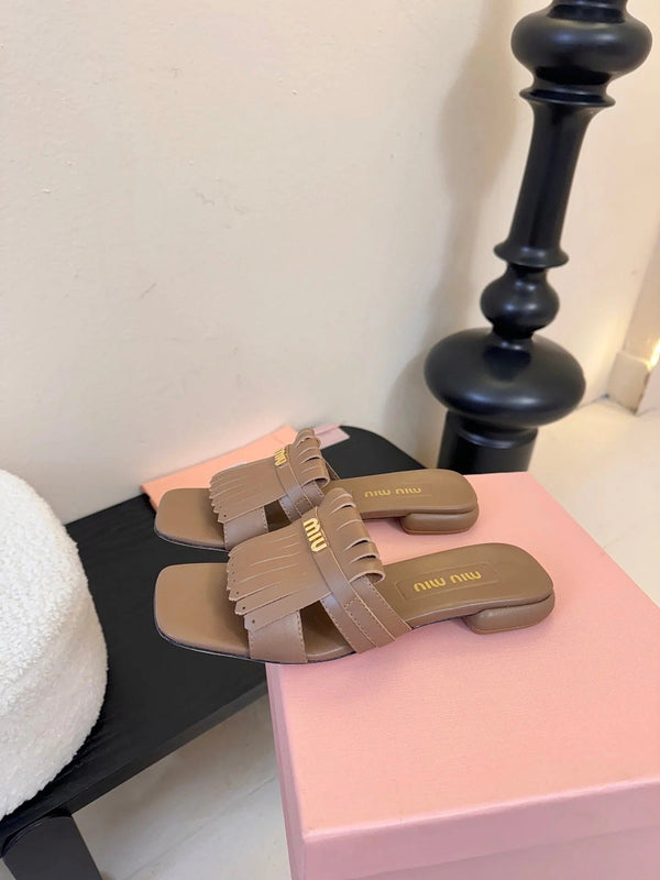 MIU 26ss Sandals Brown Sheepskin 627360