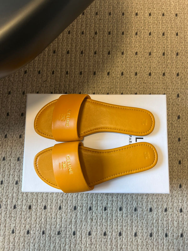 Celine 26 Mule plate moutarde en peau de mouton 621529