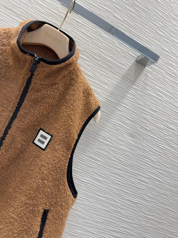 GILET MIUMIU MODÈLE 800