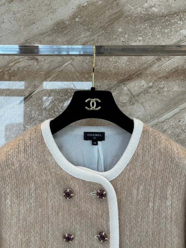 CHANEL 25S VESTE EN FOURRURE 531