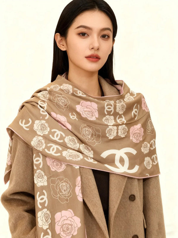 ÉCHARPE CHANEL 25S 140 CM EN CACHEMIRE ET SOIE 943337