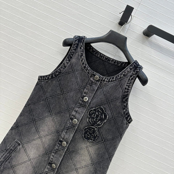 ABITO GILET IN DENIM CHANEL CON MOTIVO A ROMBI 276108