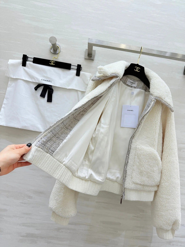 VESTE COL MOUTON CHANEL 25S 473