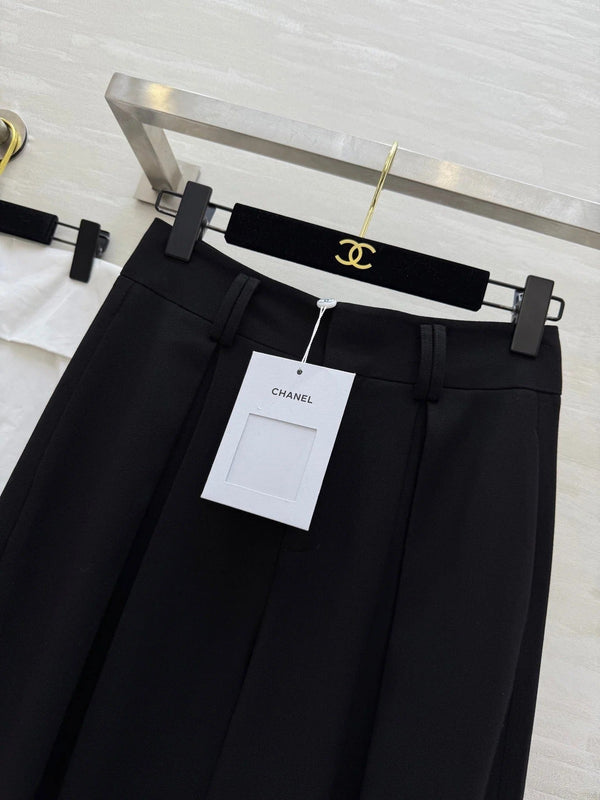 CHANEL 25S WIDE-LEG STRAIGHT PANTS 637