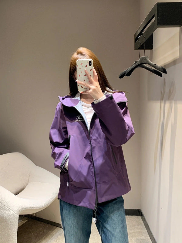 CHANEL 25S VESTE DE SPORT À CAPUCHE 446