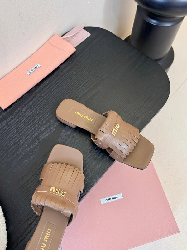 MIU 26ss Sandals Brown Sheepskin 627360