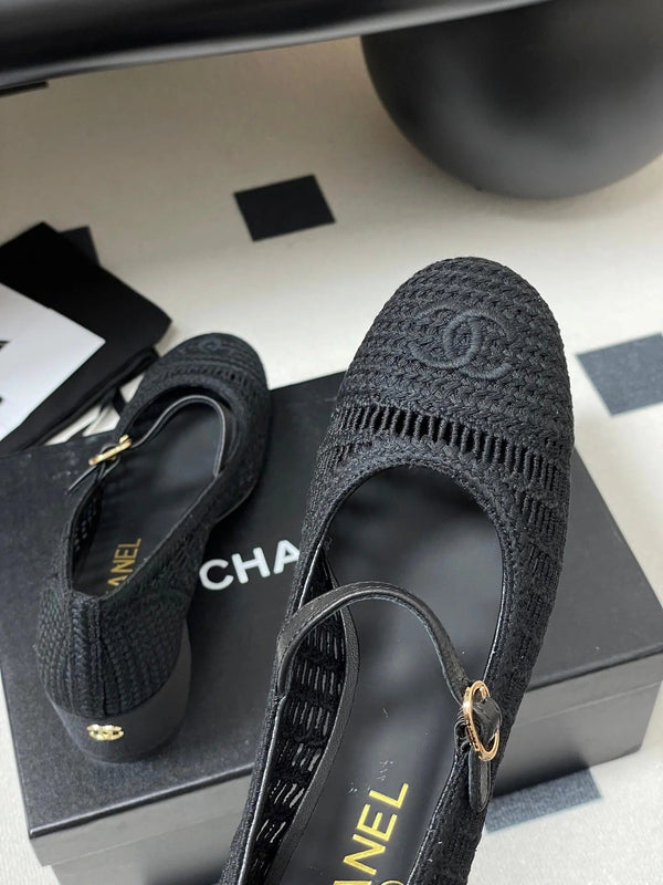 BALLERINES HAUTES MARY JANE 50 MM EN RAFIA NOIR