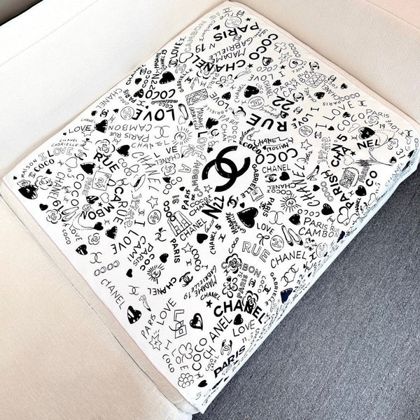 CHANEL 25S SCARF 90 IN SILK 730660