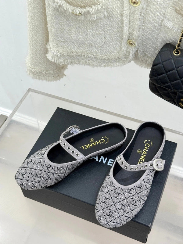 Ciabatte basse CC 25ss in grigio impreziosite da strass