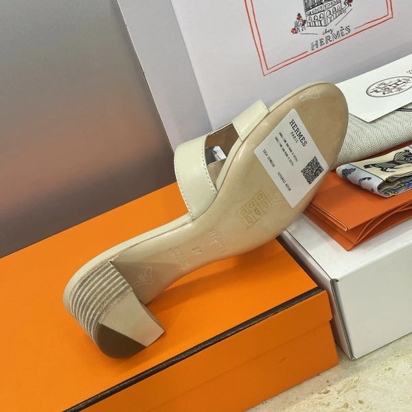 HM 26ss Sandales Oran 45 Cuir de veau beige clair 607226