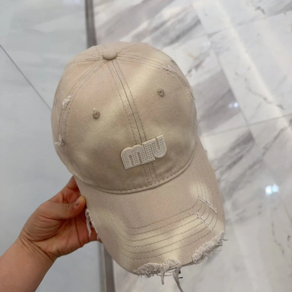 CAPPELLINO DA BASEBALL MM IN TESSUTO BEIGE CHIARO EFFETTO ANTIQUATO, STILE 3