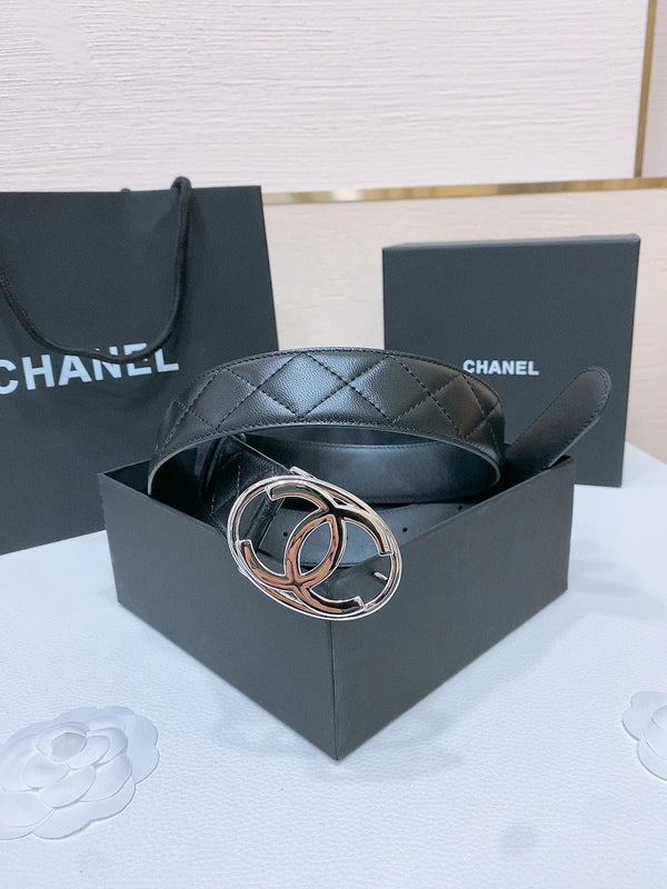 CINTURA DOUBLE C 38MM IN PELLE DI AGNELLO TRAPUNTATA NERA CON FIBBIA OVALE ARGENTO E LOGO CENTRALE
