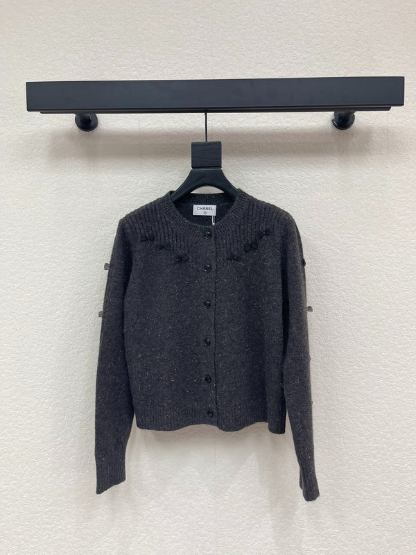 Gilet en laine CC 26 avec petit nœud 331297