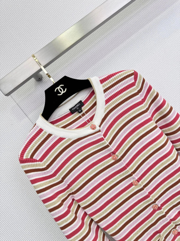 CHANEL CARDIGAN 25S 585