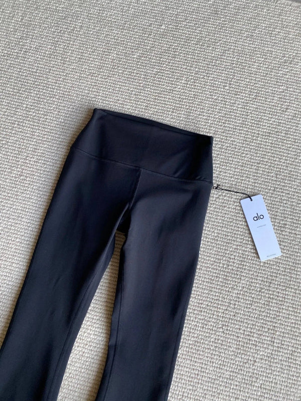 ALO FLARED PANTS STYLE 143