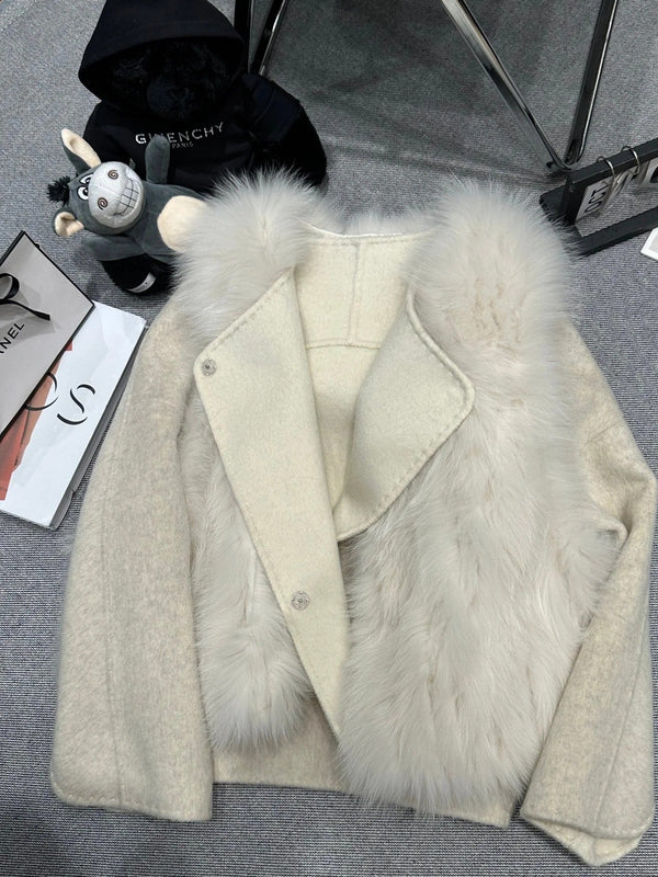 CHANEL VESTE RÉVERSIBLE EN FOURRURE DE RENARD 25S 592
