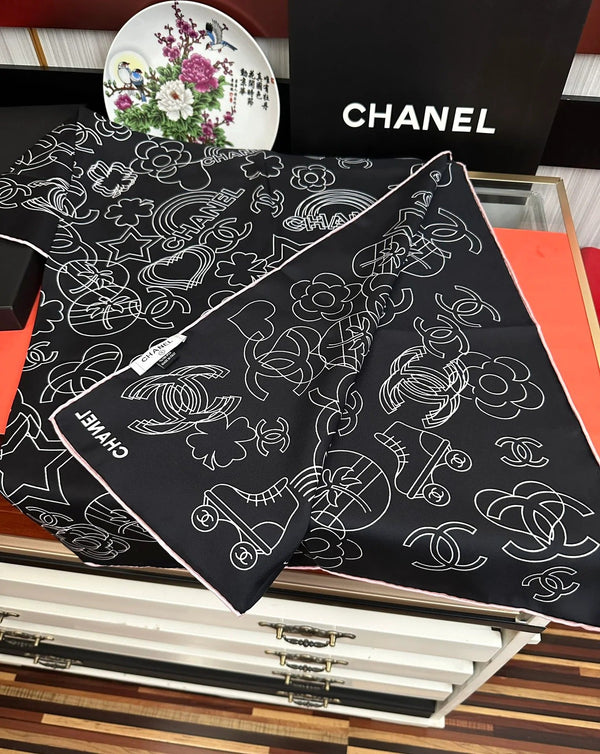CHANEL 25S SCARF 90 IN SILK 738436