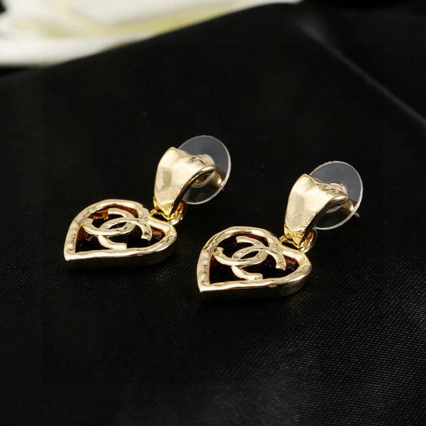 Boucles d'oreilles doubles C dorées en forme de cœur CC