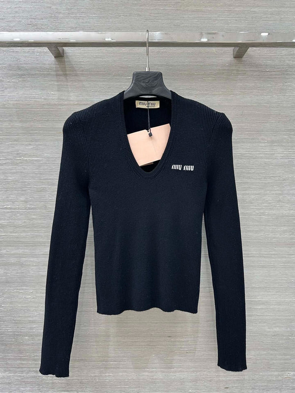 PULL MIU MIU MODÈLE 787