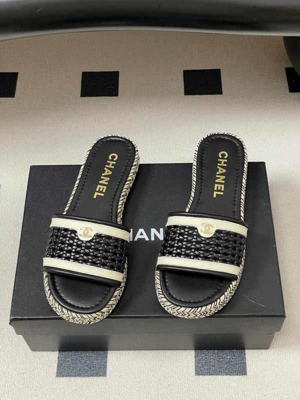CC 26s Chaussons compensés Cuir de vachette noir 649461