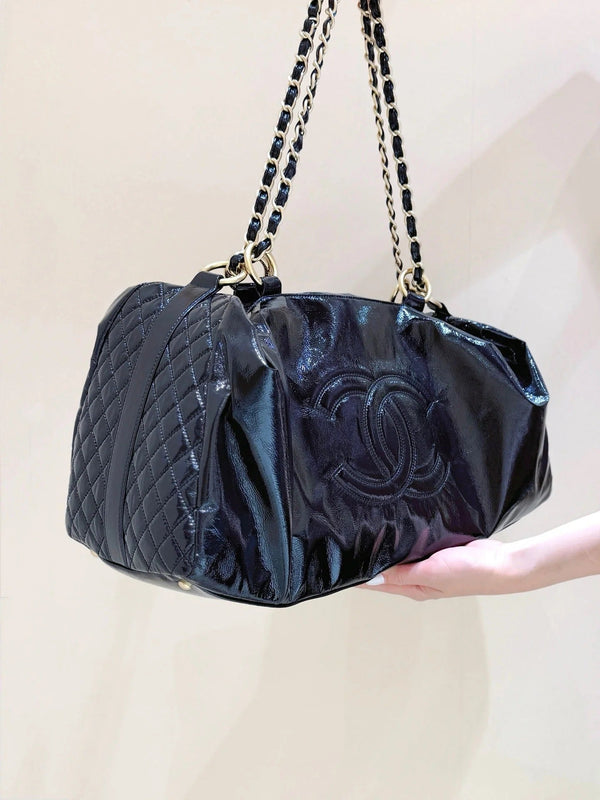 CC 2026 CC Chain Hobo Bag 47cm Black Patent Leather 353039