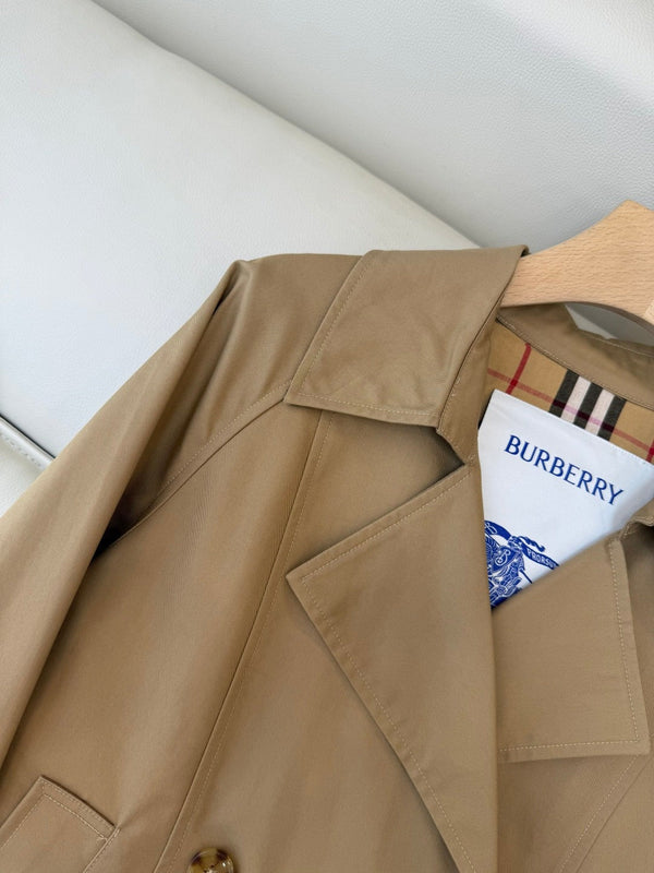 BLOUSON BURBERRY 25S 234