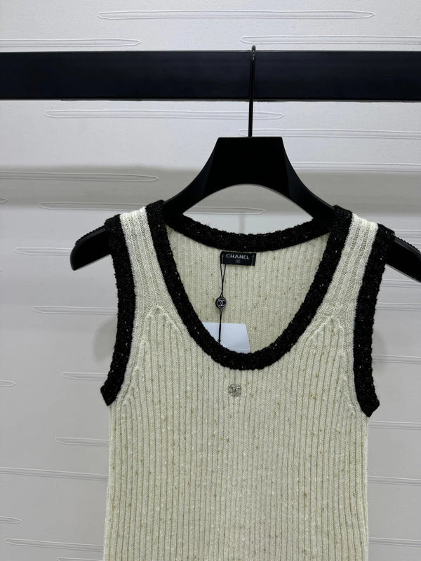 CHANEL ROUND-NECK SEQUIN KNIT VEST 274864