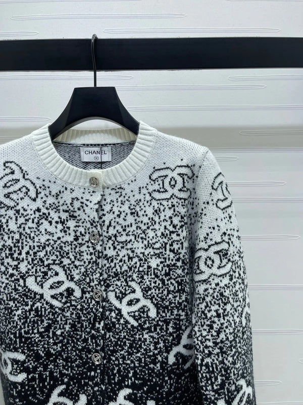 CHANEL 25S CARDIGAN VESTE 639