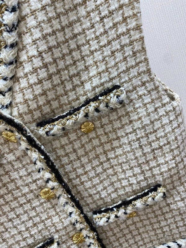 CHANEL BLAZER EN TWEED À QUATRE POCHES 25S 315