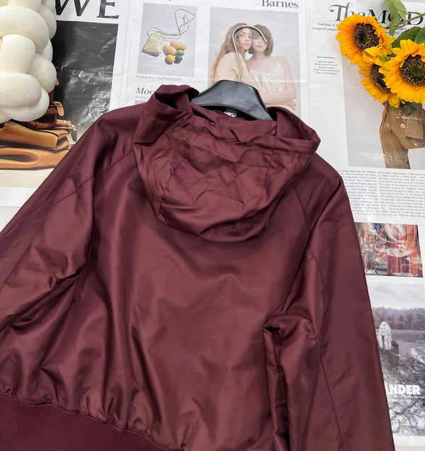 PRADA VESTE COURTE À CAPUCHE 25S 306
