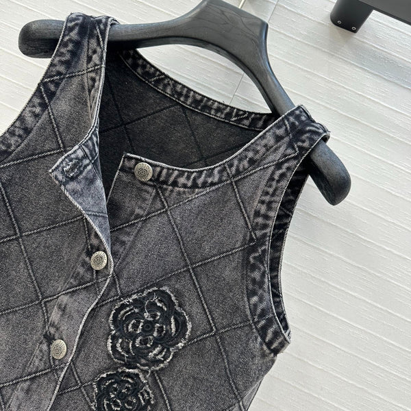 ABITO GILET IN DENIM CHANEL CON MOTIVO A ROMBI 276108