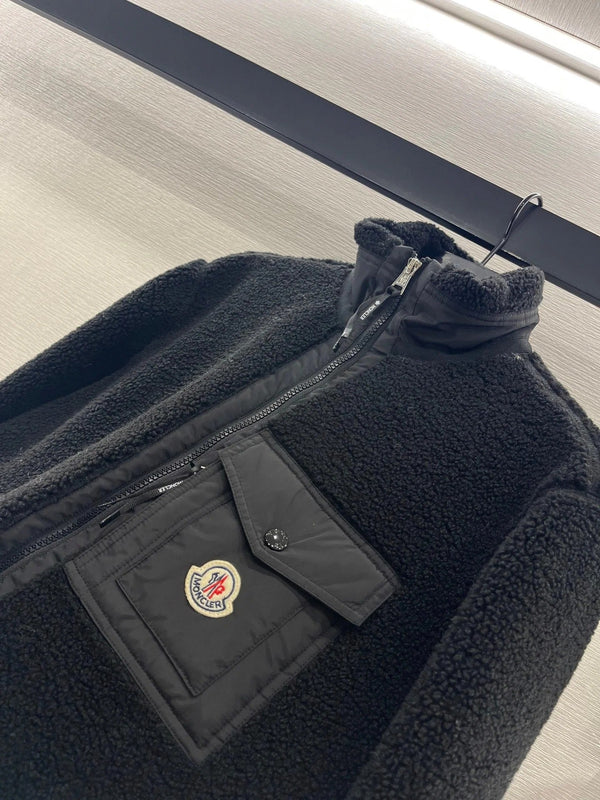 MONCLER 25S JACKET IN BLACK 307586