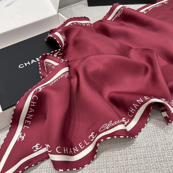 CHANEL 25S SCARF 160 IN SILK 697665