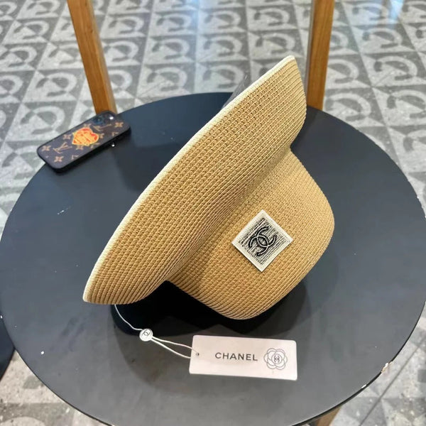 CAPPELLO CLOCHE IN PAGLIA MARRONE 672754