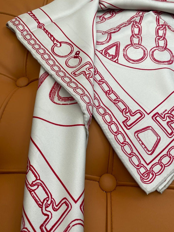 HERMES 25S SCARF 90 IN SILK 703665