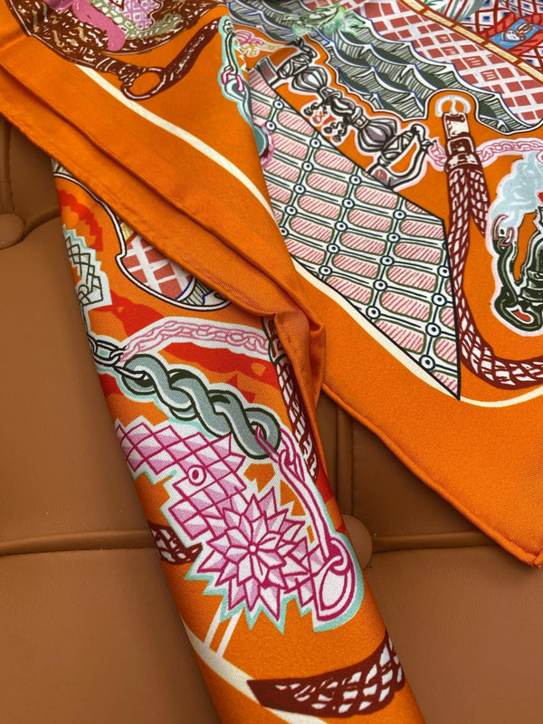 SCIARPA HERMES 25S 90 IN SETA 703685