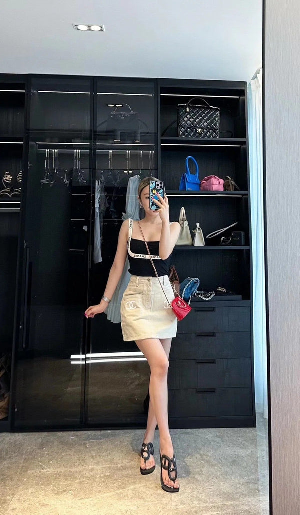 CHANEL 25S TANK TOP STYLE 189