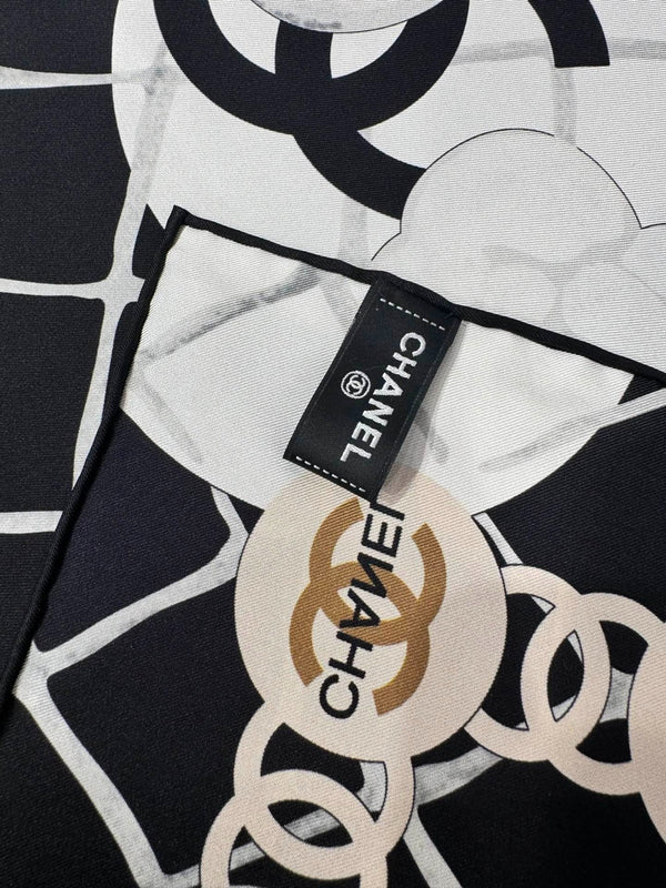 CHANEL 25S SCARF 90 IN CASHMERE SILK 737220
