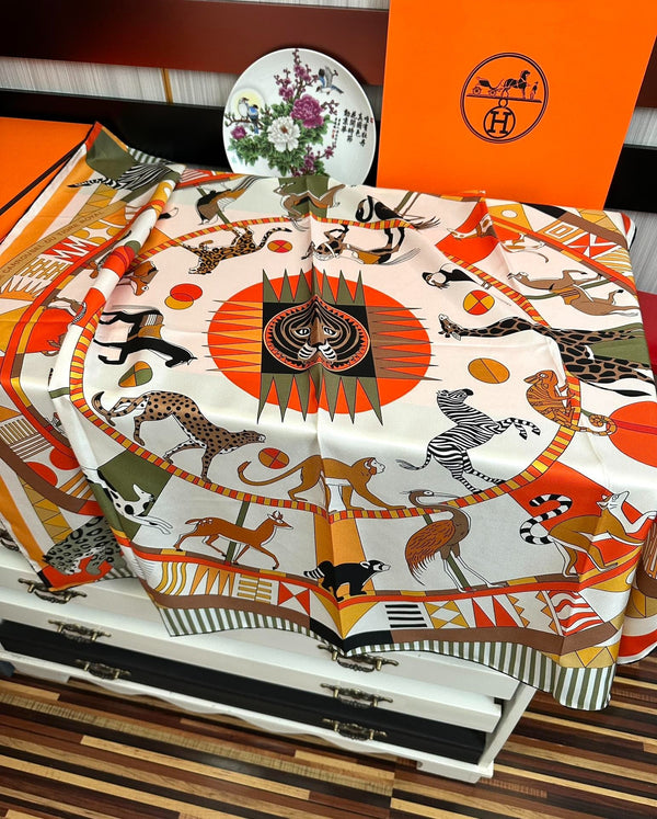 HERMES 25S SCARF 90 IN SILK 006