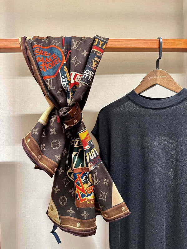 LV SCARF 140 CM IN SILK 732100