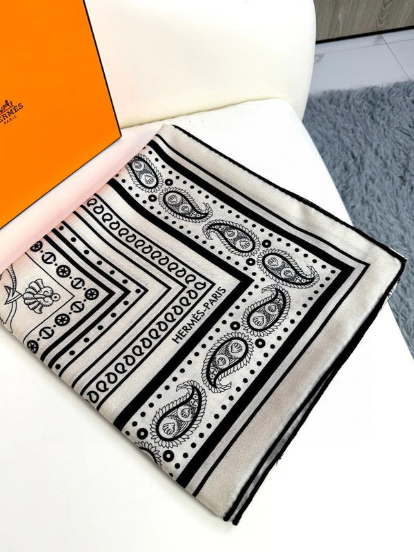 HERMES 25S SCARF 135 IN CASHMERE SILK 729038