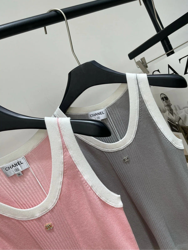 CHANEL SLEEVELESS KNIT TOP 259262