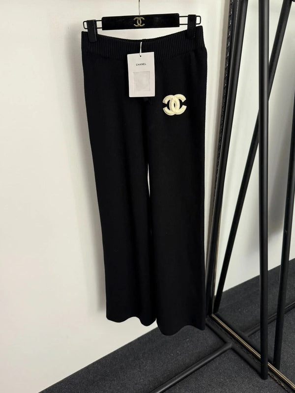 CHANEL 25S PANTALON EN TRICOT TAILLE ÉLASTIQUE 569